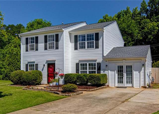 Property at 1403 Daisy Park Dr, Whitsett, NC 27377, 4 beds, 2.5 baths