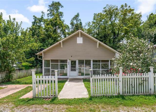 Property at 638 Mccreary St, Winston-salem, NC 27105, 2 beds, 1 bath