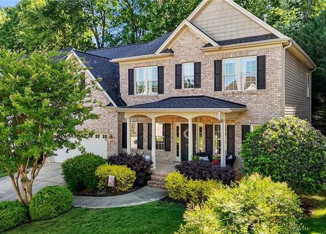 Property at 4206 Peppervine Trl, Greensboro, NC 27455, 3 beds, 2.5 baths