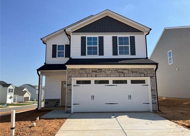 Property at 4314 Honeysuckle Vine Dr, Winston-salem, NC 27106, 3 beds, 2.5 baths