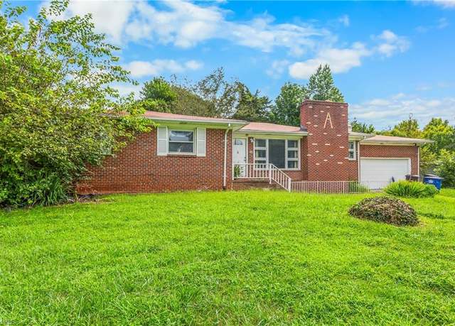 Property at 3637 Carver School Rd, Winston-salem, NC 27105, 3 beds, 2.5 baths