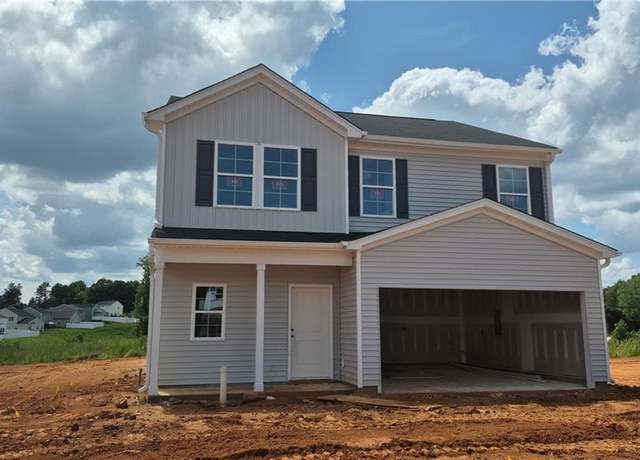 Property at 5020 Fallmeade Rd, Kernersville, NC 27284, 5 beds, 3.5 baths