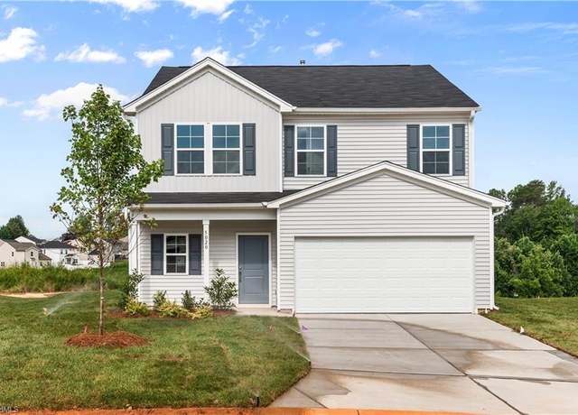 Property at 5020 Fallmeade Rd, Kernersville, NC 27284, 5 beds, 3.5 baths