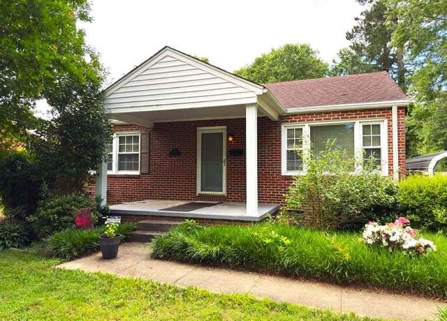 Property at 211 Hermitage Rd, Greensboro, NC 27403, 3 beds, 1 bath