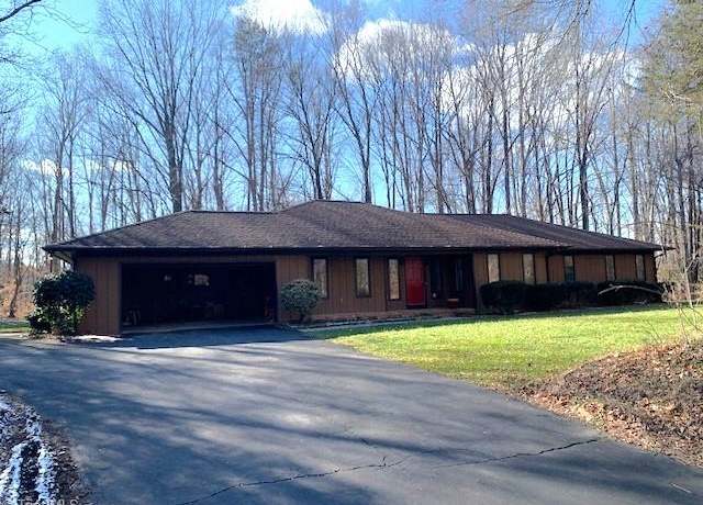 Property at 1295 Tellowee Rd, Eden, NC 27288, 4 beds, 2.5 baths