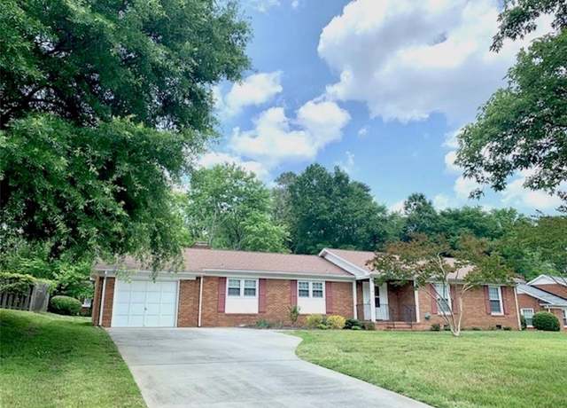 Property at 1405 Cherry Dr, Burlington, NC 27215, 4 beds, 2 baths