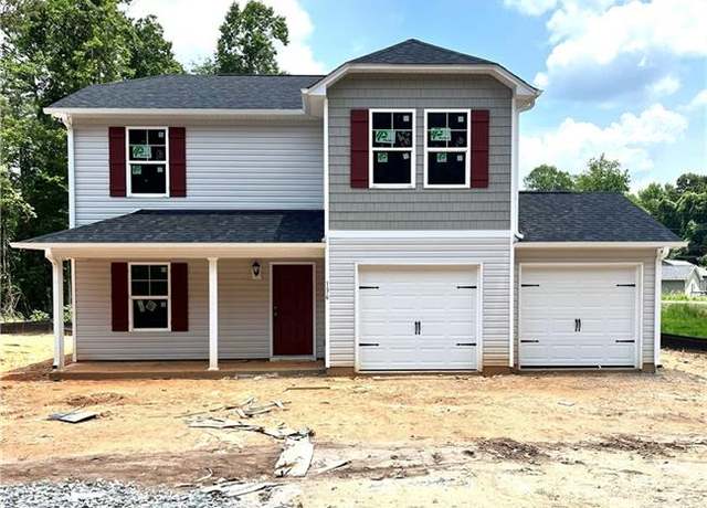 Property at 136 Council St, Mocksville, NC 27028, 4 beds, 2.5 baths