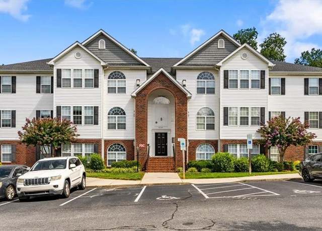 Property at 4325 Cedarcroft Ct, Greensboro, NC 27409, 2 beds, 2 baths