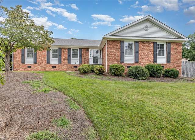 Property at 1232 Dovershire Pl, High Point, NC 27262, 4 beds, 2.5 baths