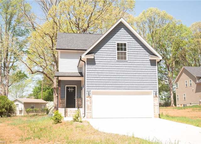 Property at 2420 Cedar Ln, Kernersville, NC 27284, 3 beds, 2.5 baths