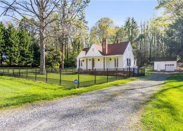 Property at 2080 Springs Rd, Mount Airy, NC 27030, 4 beds, 2 baths