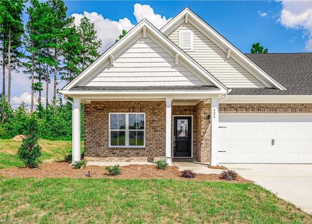 Property at 904 Beeson Ct, Clemmons, NC 27012, 2 beds, 2 baths
