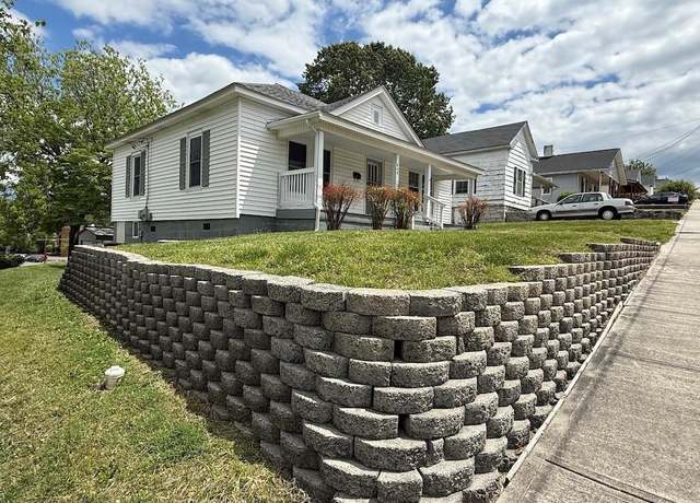 Property at 446 Durham St, Mount Airy, NC 27030, 2 beds, 1 bath