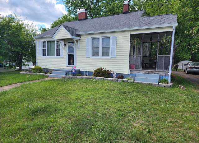 Property at 537 Butler St, Pilot Mountain, NC 27030, 2 beds, 1 bath