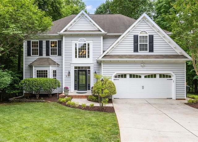 Property at 7 Chestnut Bluffs Ct, Greensboro, NC 27407, 4 beds, 2.5 baths