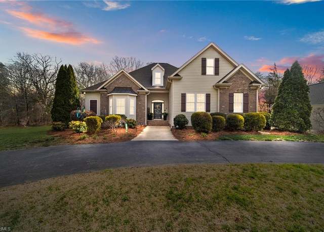 Property at 6200 Tether Ct, Summerfield, NC 27358, 4 beds, 3.5 baths