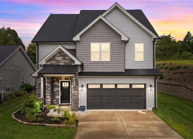 Property at 7106 Smokerise Ln, Kernersville, NC 27284, 3 beds, 2.5 baths