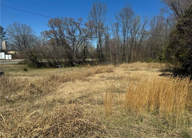 Property at 2611 E Market St, Greensboro, NC 27401
