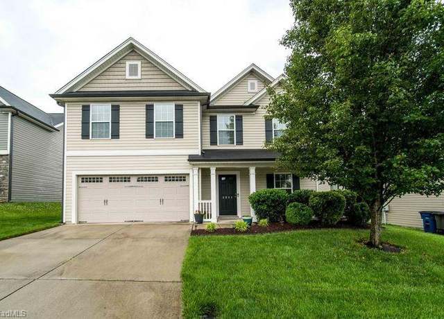 Property at 4941 Long Grove Dr, Kernersville, NC 27284, 4 beds, 2.5 baths