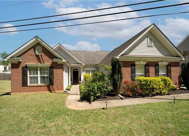Property at 4455 Whittier Rd, Winston-salem, NC 27105, 3 beds, 2 baths