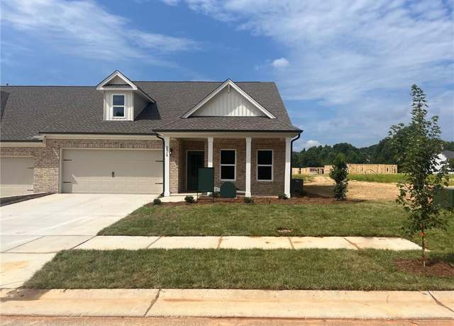Property at 3515 Townland Cir, Clemmons, NC 27012, 3 beds, 3 baths