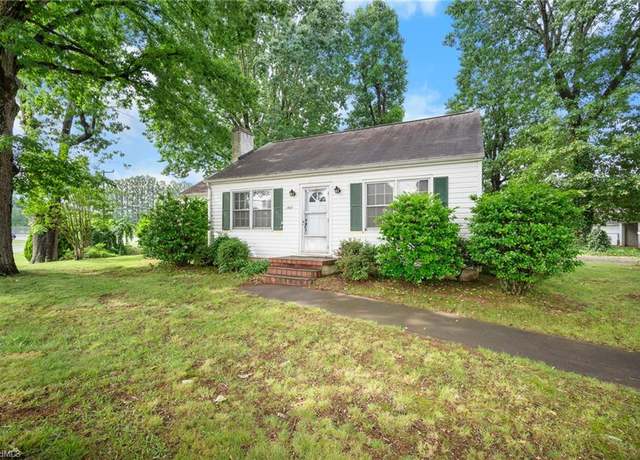 Property at 1661 Brewer Rd, Winston-salem, NC 27127, 2 beds, 1 bath