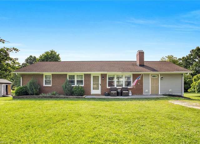 Property at 2725 Valleyspring Rd, Kernersville, NC 27284, 3 beds, 1 bath