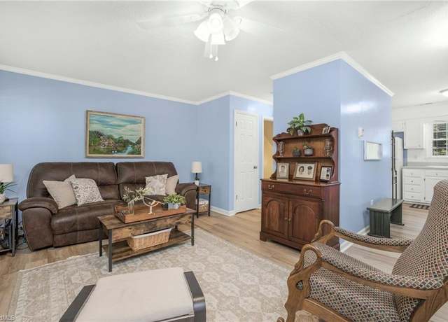 Property at 2640 Windy Xing, Winston-salem, NC 27127, 2 beds, 2.5 baths