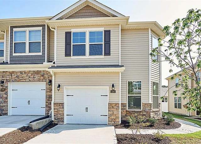 Property at 1254 Evelynnview Ln, Kernersville, NC 27284, 3 beds, 2.5 baths