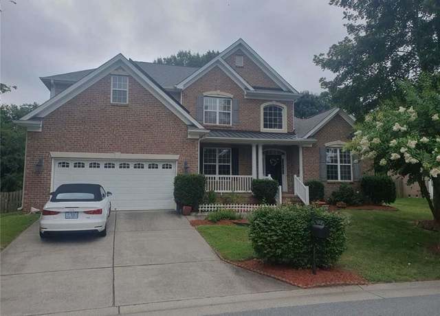 Property at 2023 Waterford Village Dr, Clemmons, NC 27012, 5 beds, 3.5 baths