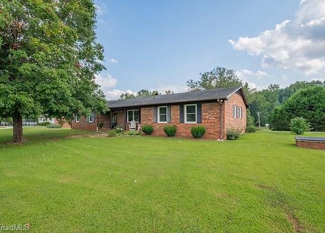 Property at 1789 Hugh Miller Rd, Lexington, NC 27292, 2 beds, 2 baths