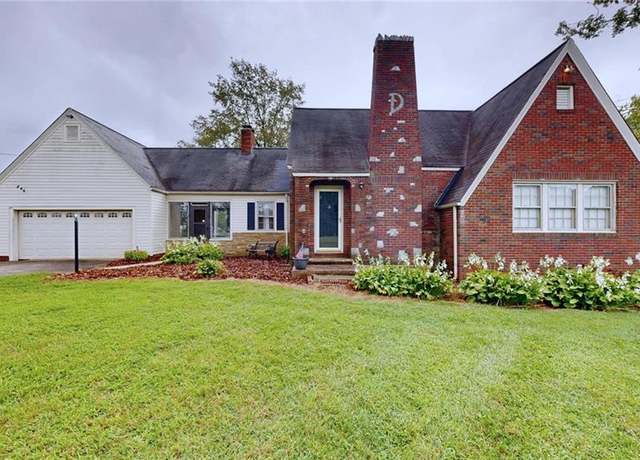 Property at 844 Bethany Church Rd, Winston-salem, NC 27107, 3 beds, 2 baths