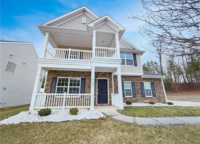 Property at 3157 Arrowcrest Pl, Winston-salem, NC 27107, 4 beds, 2.5 baths