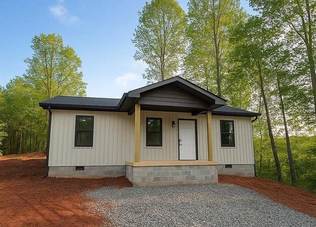 Property at 3077 Little Creek Dr, Thomasville, NC 27360, 3 beds, 2 baths