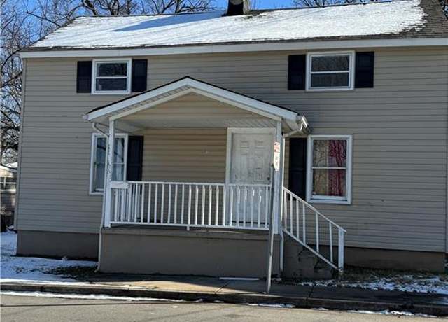 Property at 607 Lancaster Dr, Reidsville, NC 27320, 3 beds, 1 bath