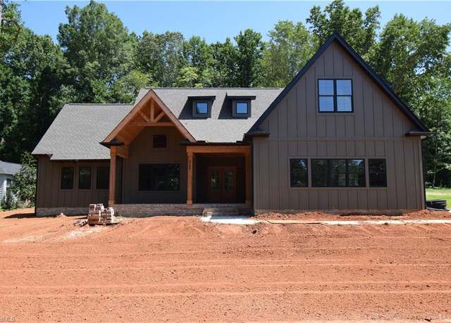 Property at 7259 Yadkinville Rd, Pfafftown, NC 27024, 3 beds, 2.5 baths