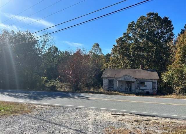 Property at 6133 Old Mendenhall Rd, Archdale, NC 27263