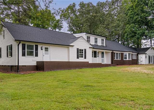Property at 4001 Redberry Rd, Greensboro, NC 27407, 3 beds, 4.5 baths