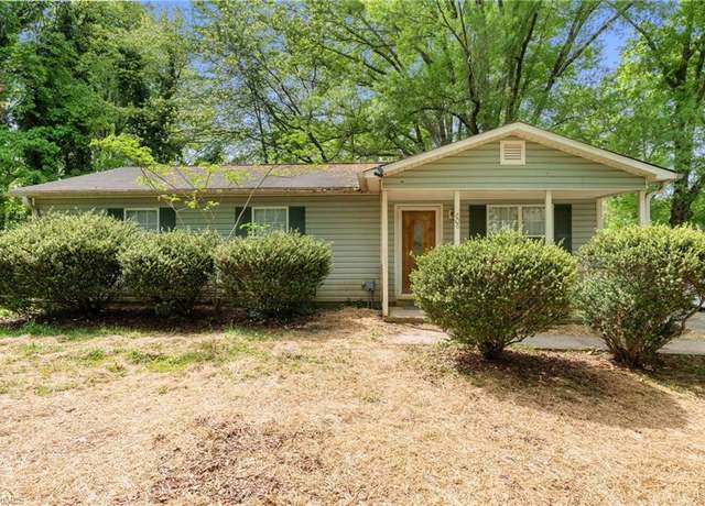 Property at 606 Voss St, Winston-salem, NC 27105, 3 beds, 2 baths