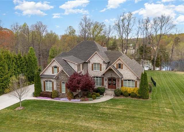Property at 8140 Zinfandel Dr, Kernersville, NC 27284, 4 beds, 4.5 baths