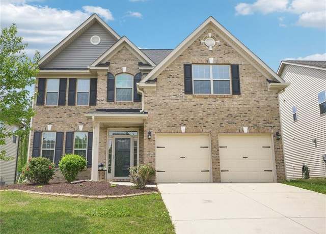 Property at 4237 Swayze Ct, High Point, NC 27265, 5 beds, 3 baths