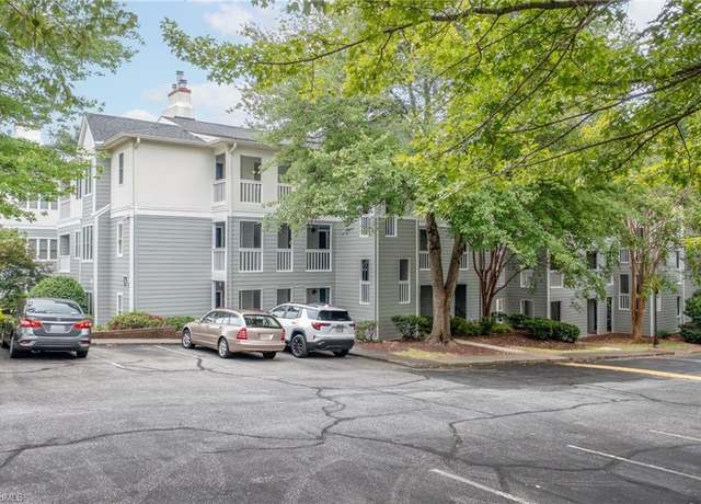 Property at 211 Oakwood Ct, Winston-salem, NC 27103, 2 beds, 2 baths