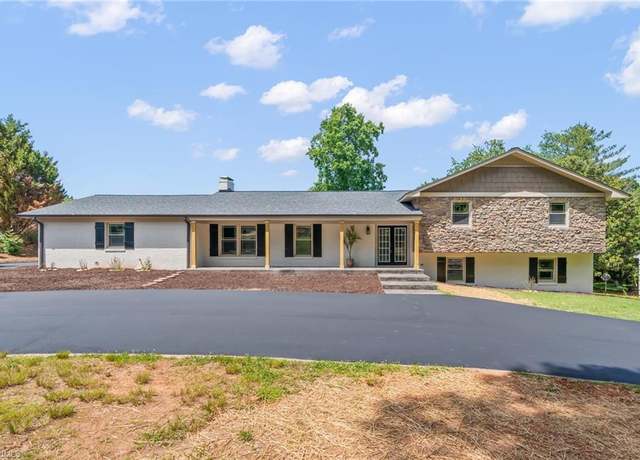 Property at 135 Boxwood Cir, Advance, NC 27006, 5 beds, 4.5 baths