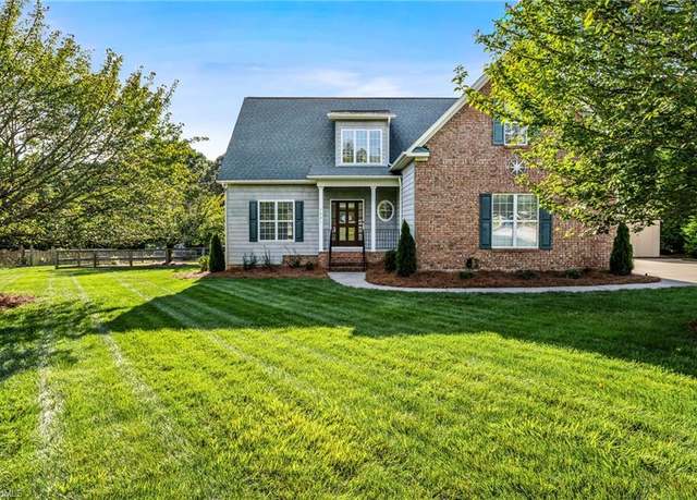 Property at 7021 Bronco Ln, Summerfield, NC 27358, 3 beds, 2.5 baths