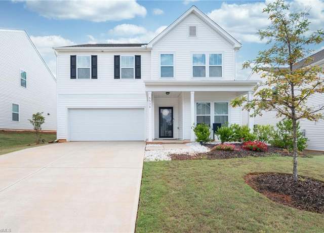 Property at 5536 Baverhof Dr, Greensboro, NC 27405, 5 beds, 4.5 baths