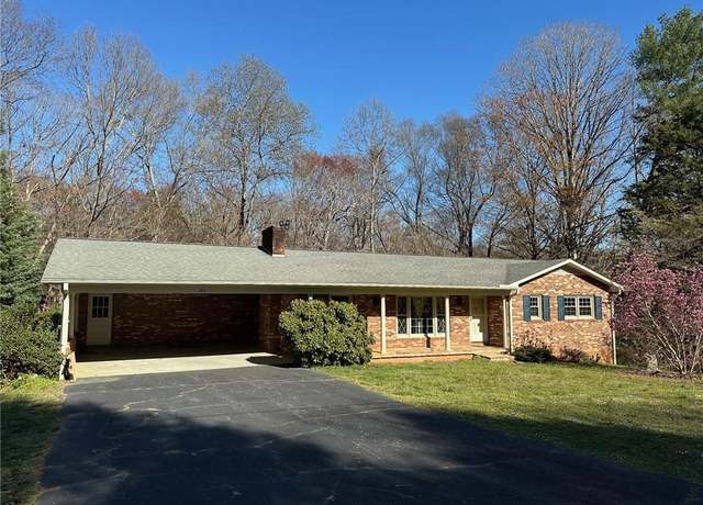Property at 185 Hemlock Ln S, State Road, NC 28676, 3 beds, 3.5 baths
