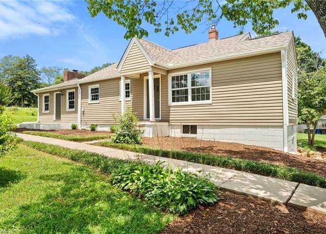 Property at 5491 Shattalon Dr, Winston-salem, NC 27106, 3 beds, 2 baths