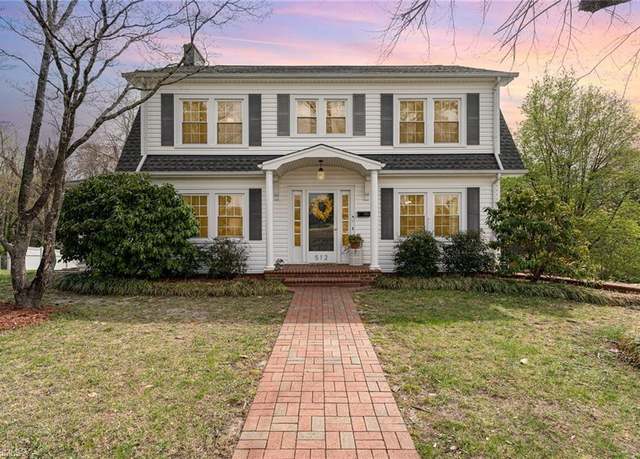 Property at 512 Country Club Rd, Mount Airy, NC 27030, 4 beds, 3 baths