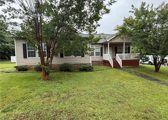 Property at 1710 Whites Mill Rd, High Point, NC 27265, 3 beds, 2 baths