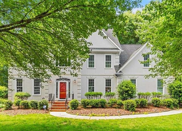 Property at 1403 Regents Park Ln, Greensboro, NC 27455, 5 beds, 3.5 baths